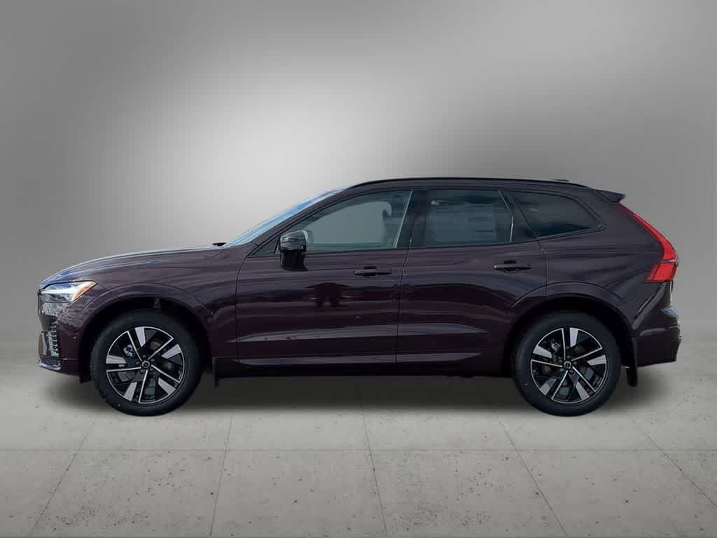 Thumbnail: 2026 Volvo XC60 - 3