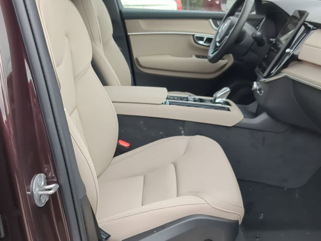 Thumbnail: 2026 Volvo XC90 - 25