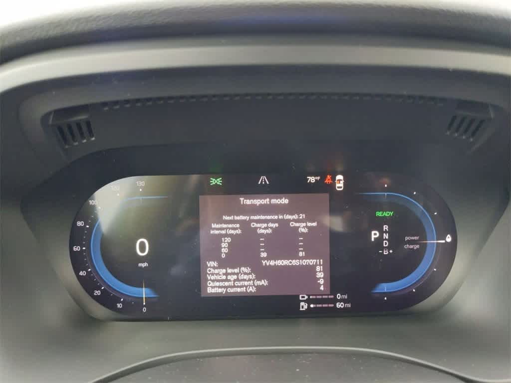 Thumbnail: 2025 Volvo XC60 - 24