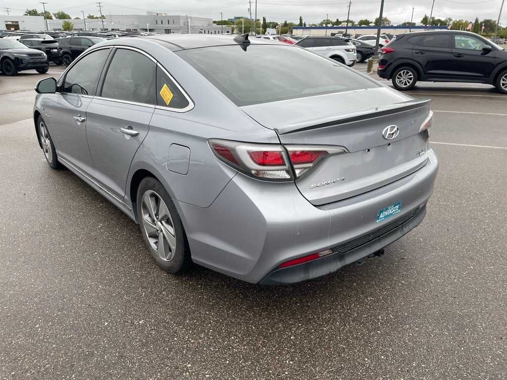 2016 Hyundai Sonata Limited photo 3