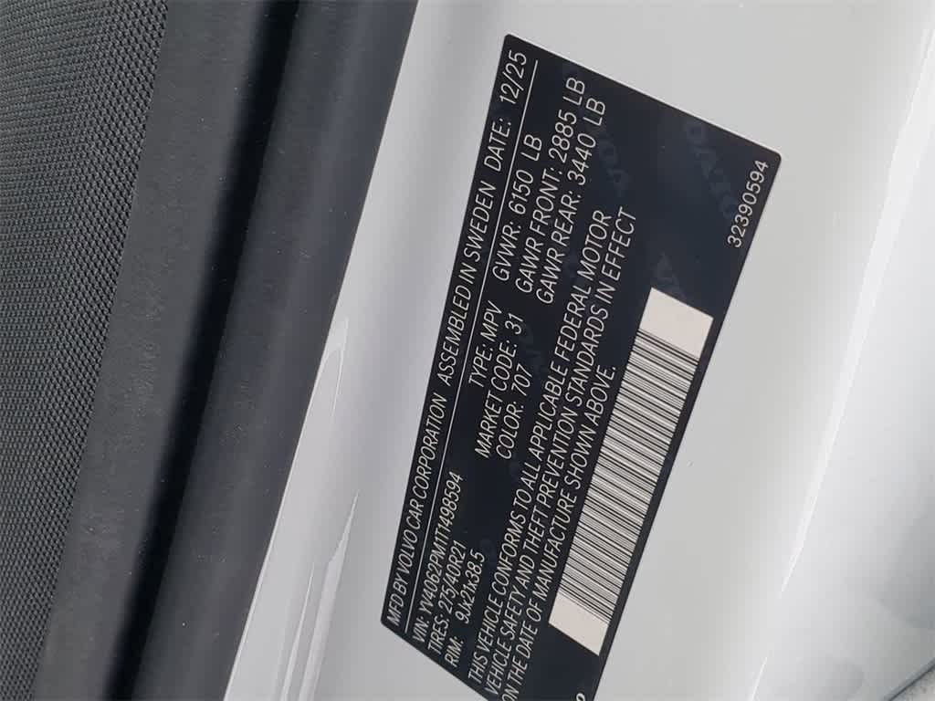 Thumbnail: 2026 Volvo XC90 - 32