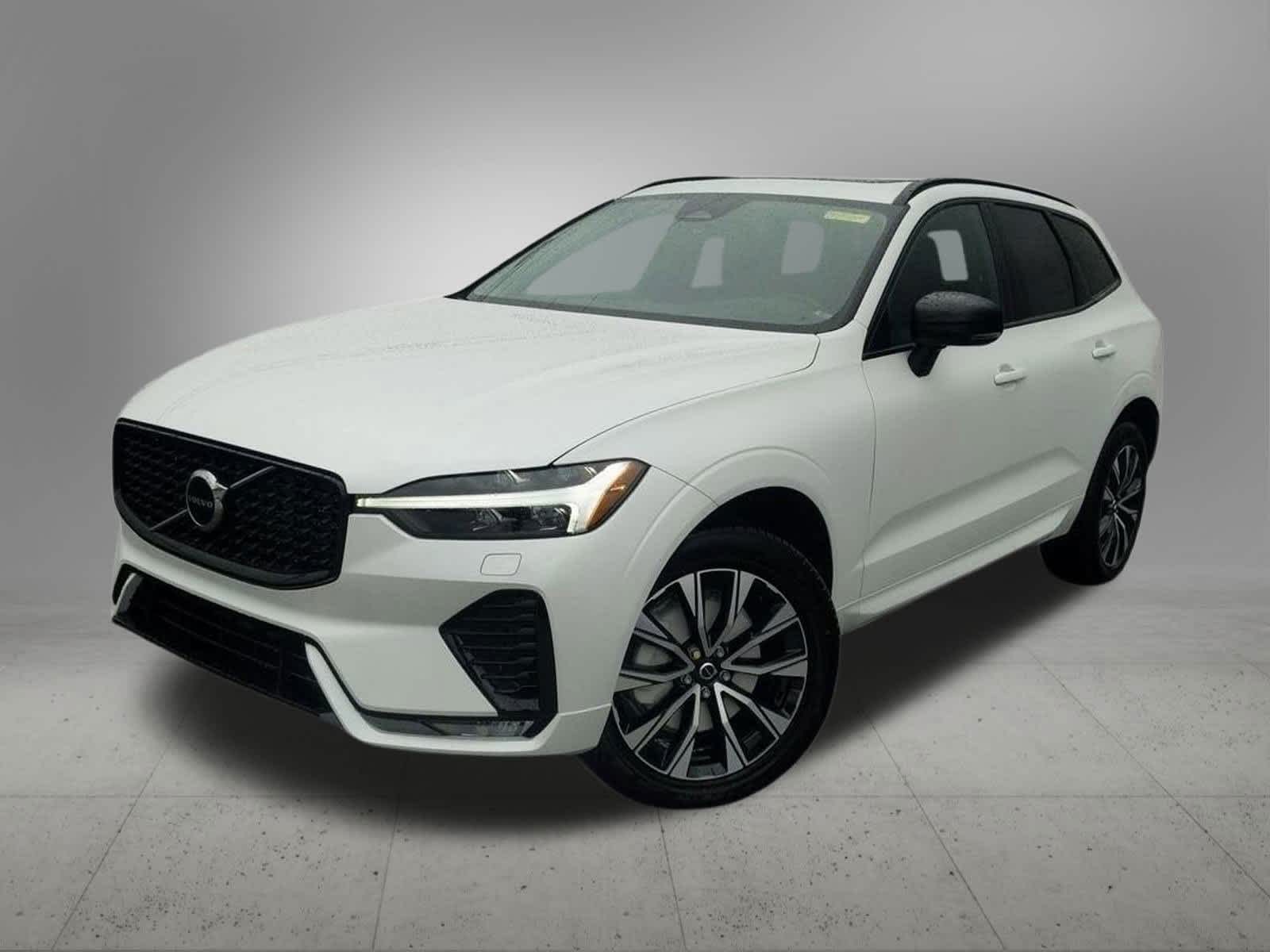 2025 Volvo XC60 B5 Core -
                  Troy, MI