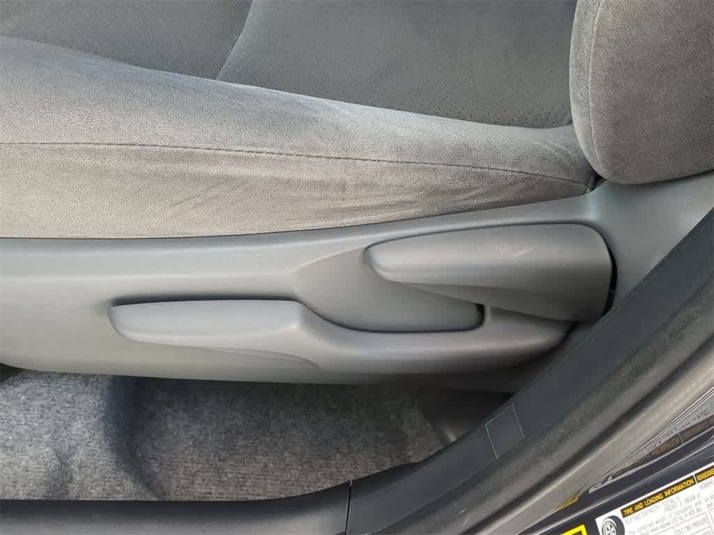 Thumbnail: 2014 Toyota Prius - 16