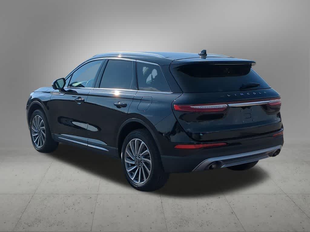 Thumbnail: 2024 Lincoln Corsair - 4