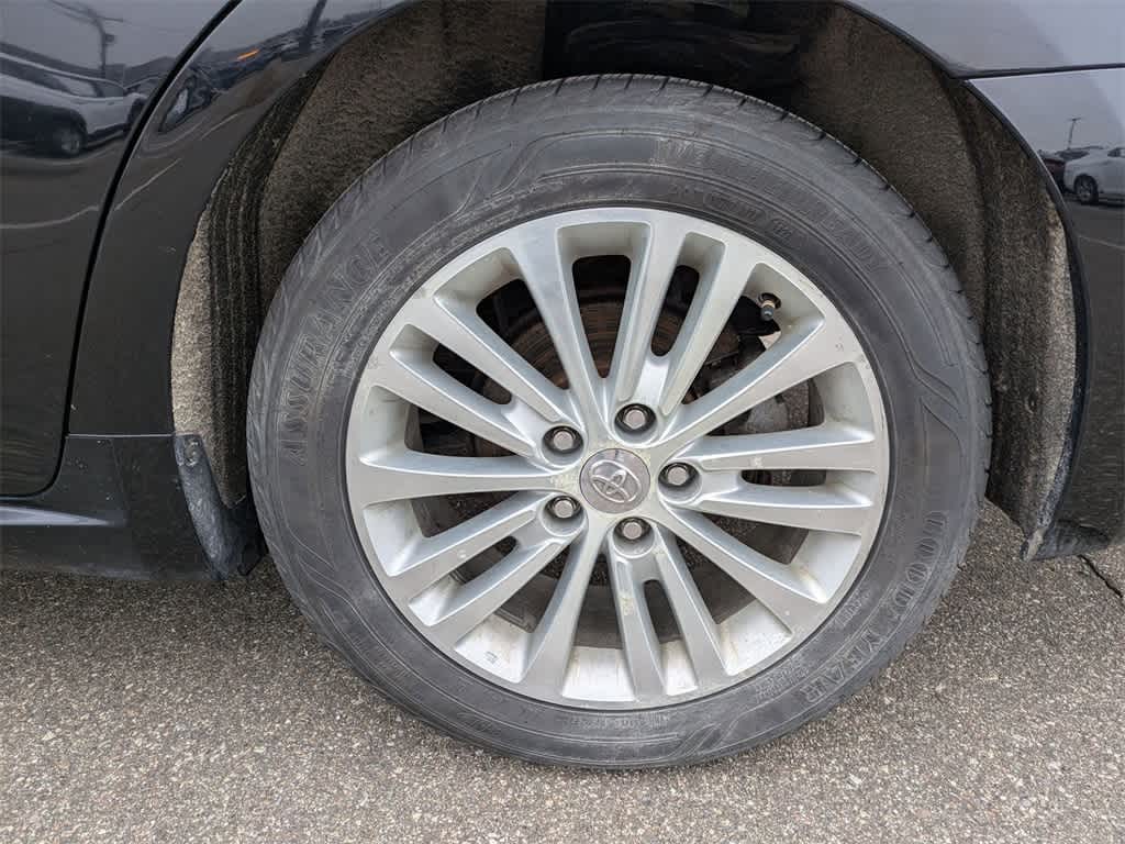 Thumbnail: 2013 Toyota Avalon - 4