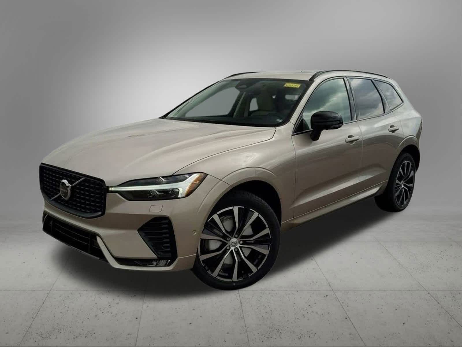 2025 Volvo XC60 B5 Plus -
                  Troy, MI