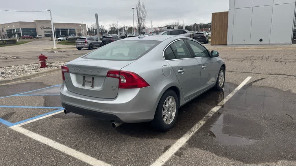 Thumbnail: 2013 Volvo S60 - 5