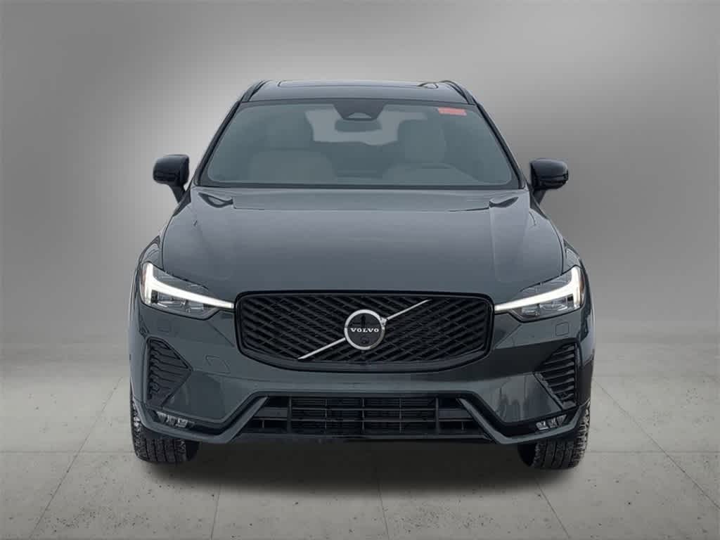 Thumbnail: 2026 Volvo XC60 - 9