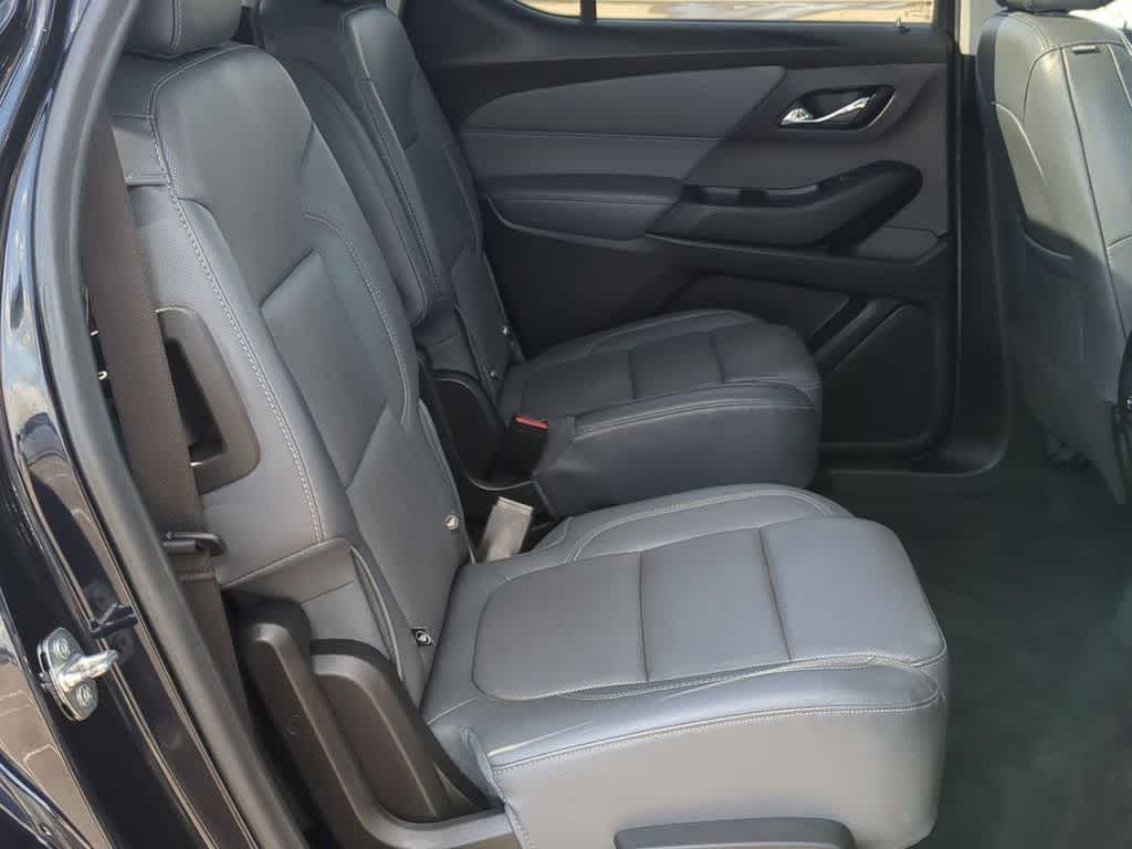 Thumbnail: 2020 Chevrolet Traverse - 19