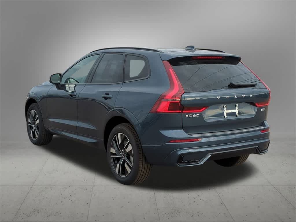 Thumbnail: 2026 Volvo XC60 - 4