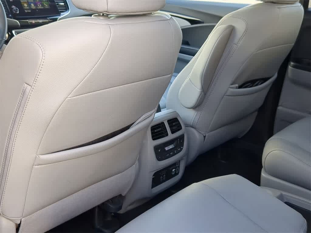 Thumbnail: 2020 Honda Pilot - 18