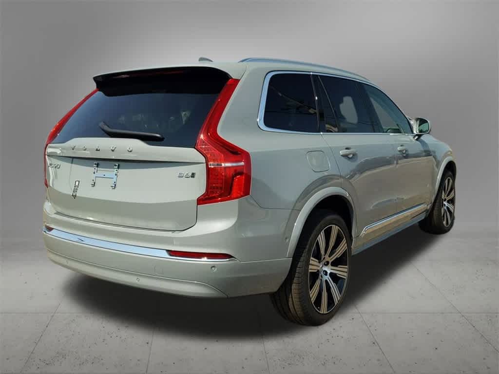 Thumbnail: 2025 Volvo XC90 - 6