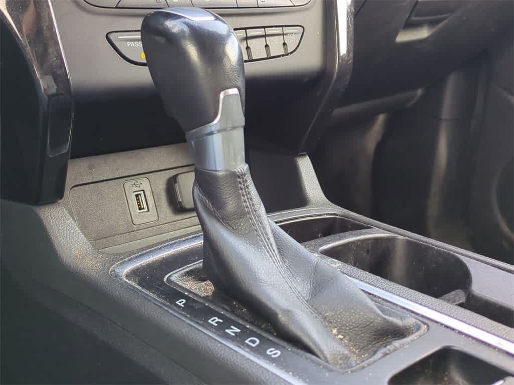 Thumbnail: 2017 Ford Escape - 28