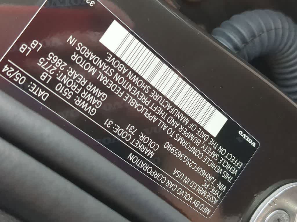 Thumbnail: 2025 Volvo S60 - 33