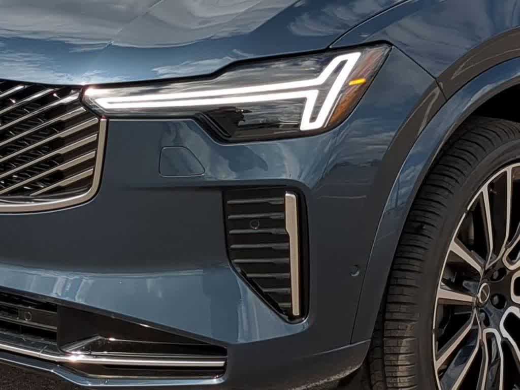 Thumbnail: 2026 Volvo XC90 - 10