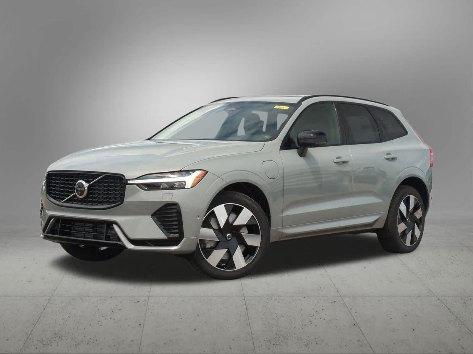 2025 Volvo XC60 Recharge Core -
                  Troy, MI