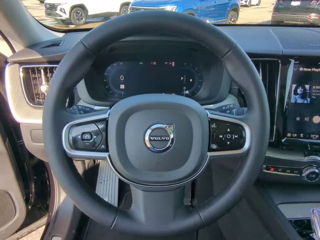 Thumbnail: 2025 Volvo XC60 - 21