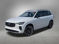 2026 Volvo XC90 plug-in hybrid T8 Ultra Dark Theme 6-Seater eAWD