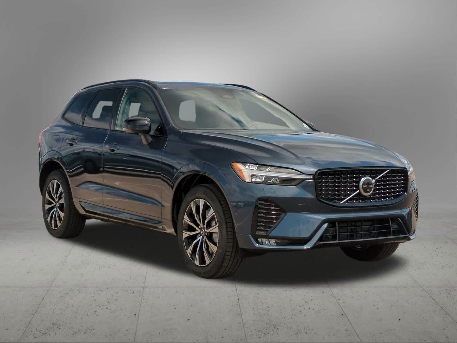 Thumbnail: 2025 Volvo XC60 - 8