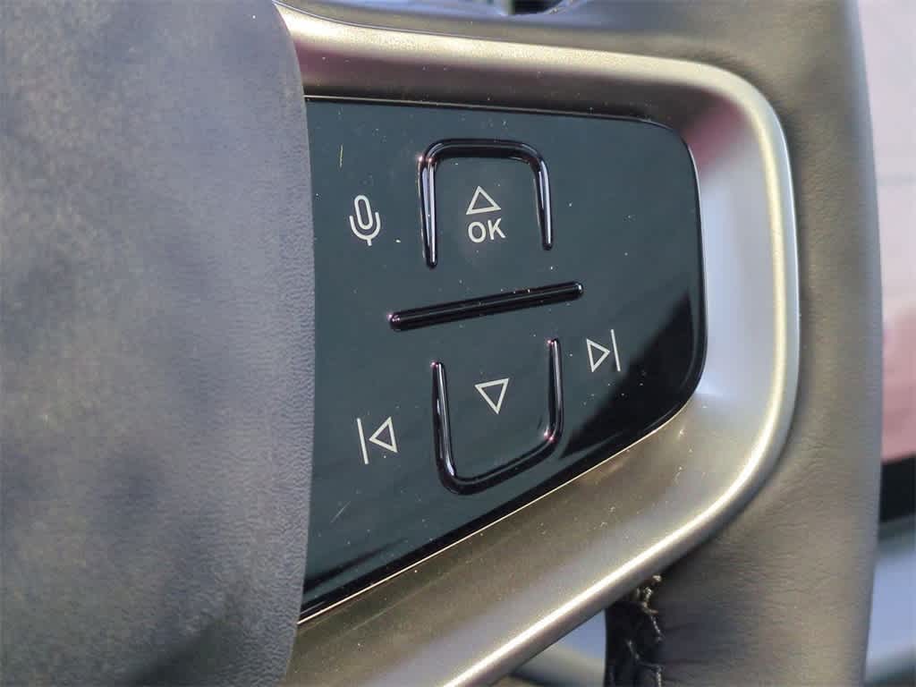 Thumbnail: 2025 Volvo EX30 - 24