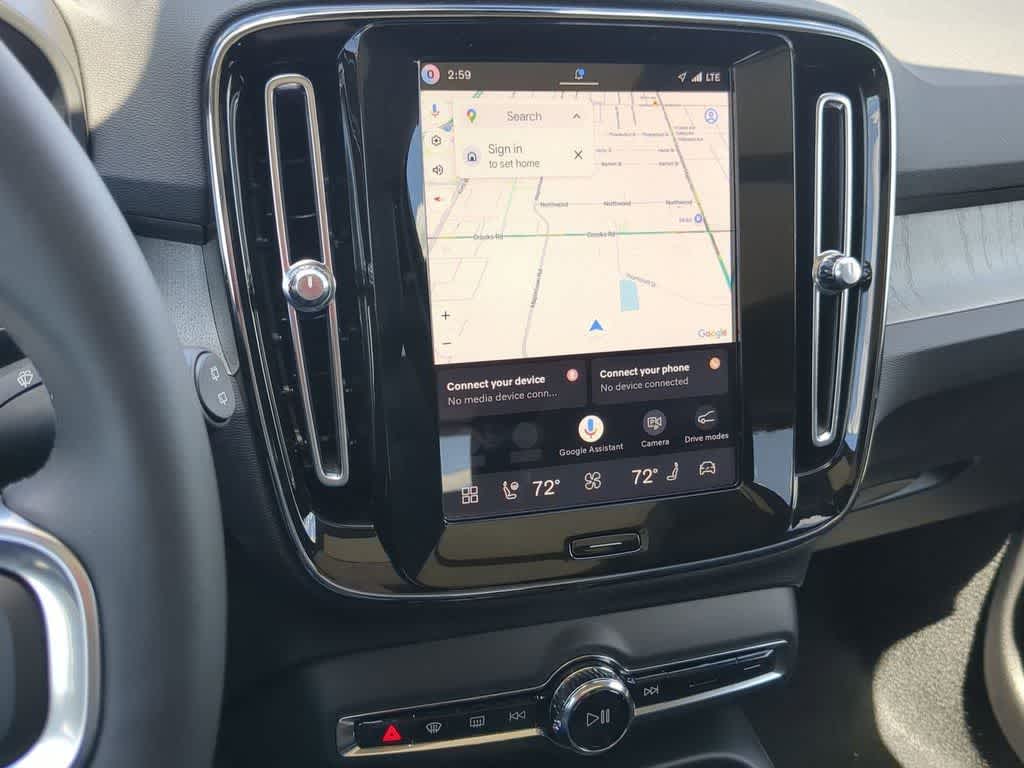 Thumbnail: 2026 Volvo XC40 - 26