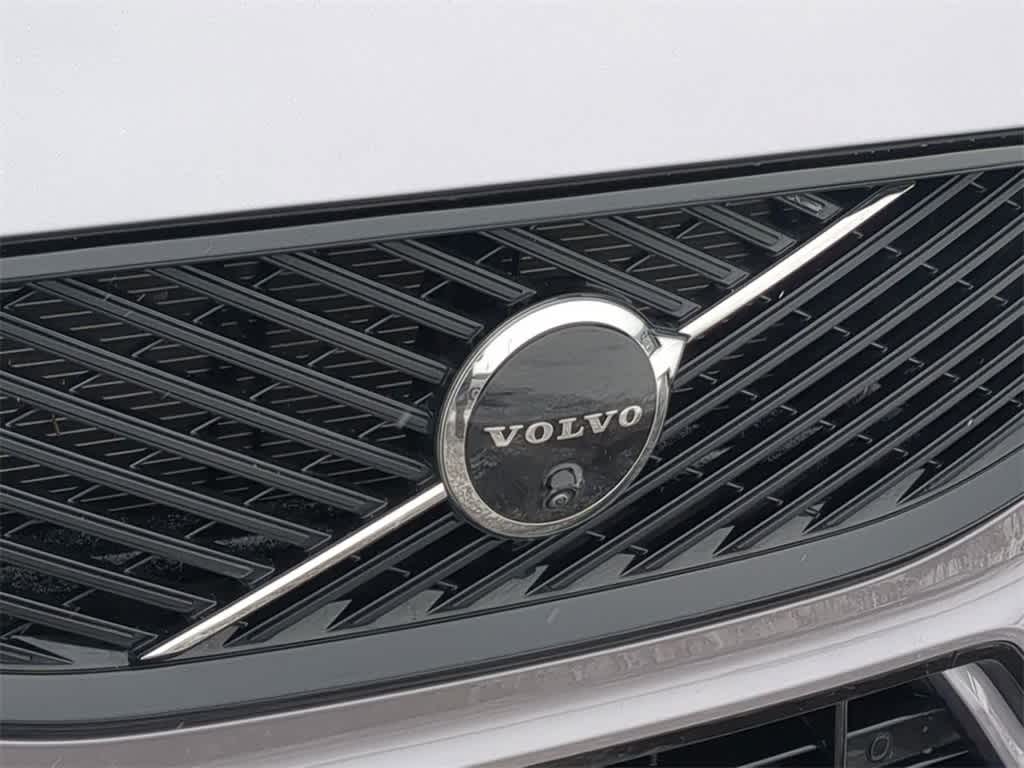 Thumbnail: 2026 Volvo XC60 - 11