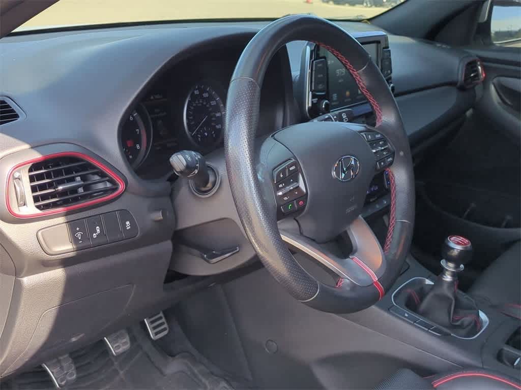 Thumbnail: 2018 Hyundai Elantra - 2