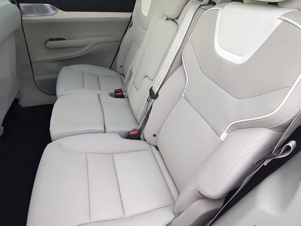 Thumbnail: 2025 Volvo EX90 - 19