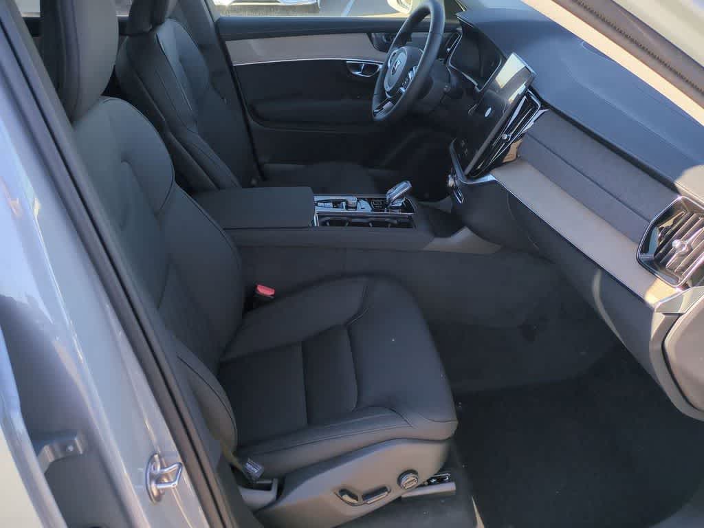 Thumbnail: 2026 Volvo XC90 - 14