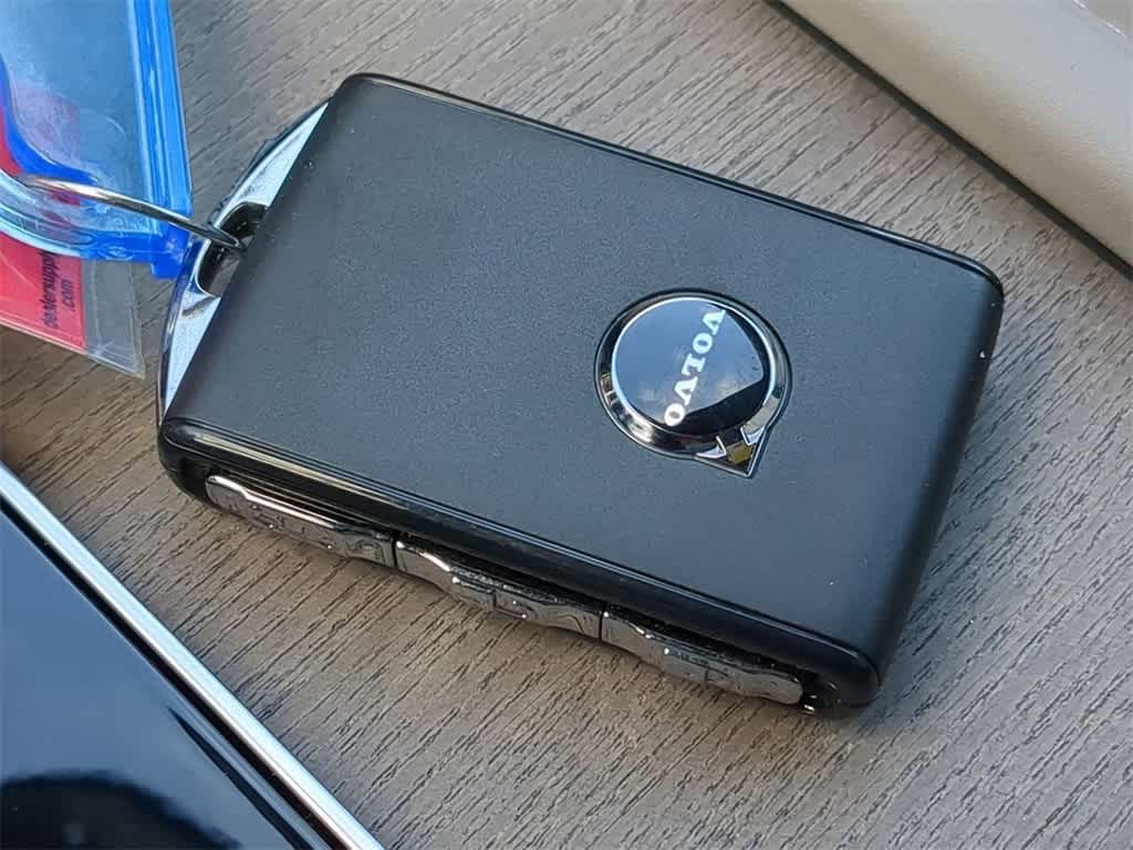 Thumbnail: 2026 Volvo XC90 - 34