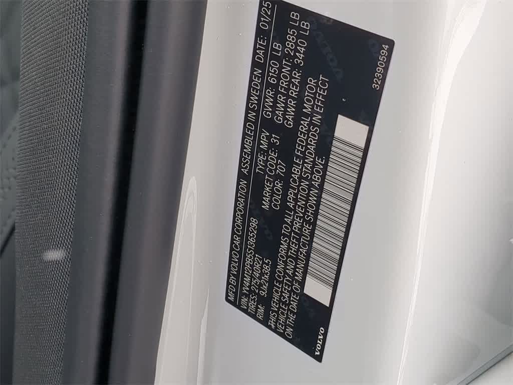 Thumbnail: 2025 Volvo XC90 - 36