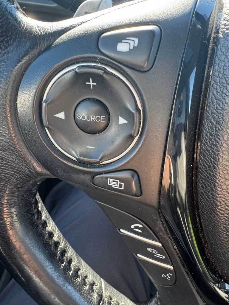 Thumbnail: 2016 Honda Pilot - 19