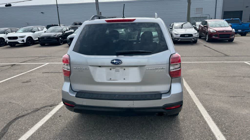 Thumbnail: 2015 Subaru Forester - 6