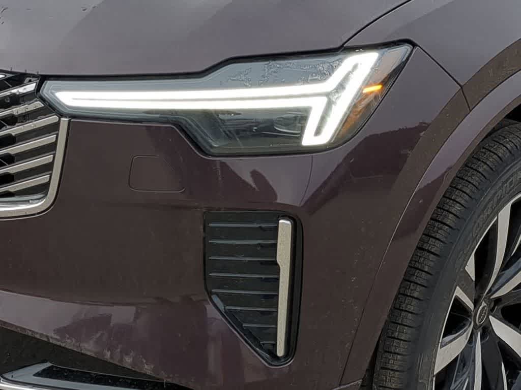 Thumbnail: 2026 Volvo XC90 - 10