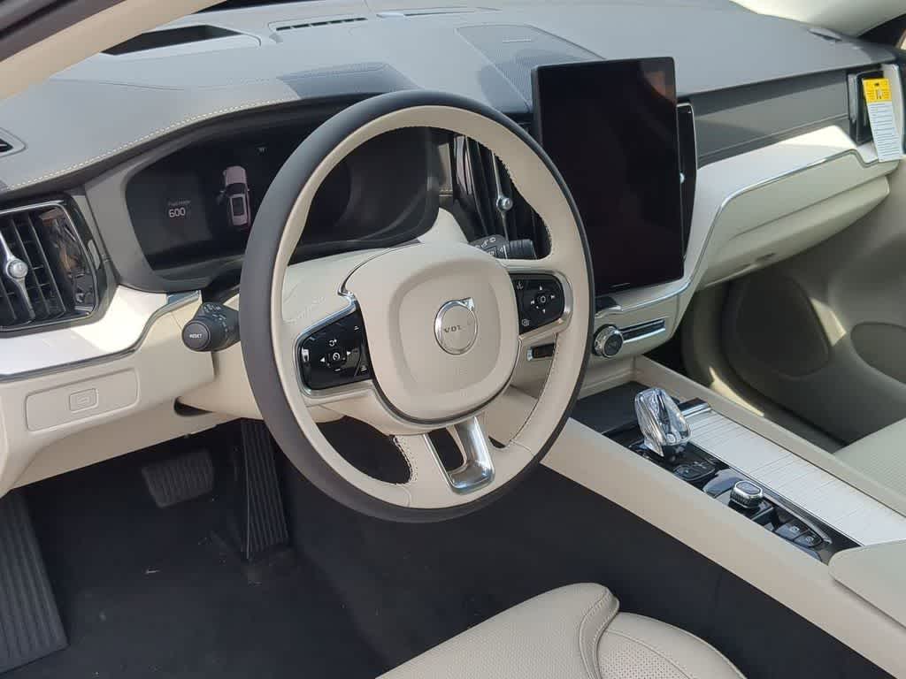 Thumbnail: 2026 Volvo XC60 - 2