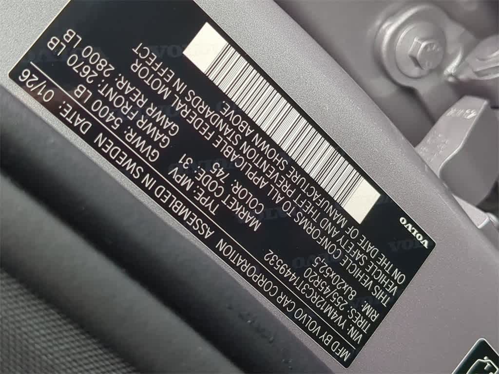 Thumbnail: 2026 Volvo XC60 - 33