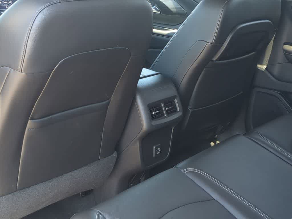 Thumbnail: 2022 GMC Terrain - 17