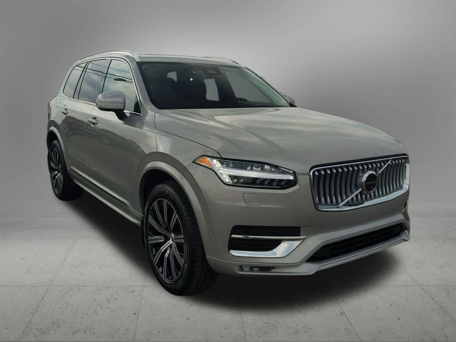 2024 Volvo XC90 B6 Plus 8