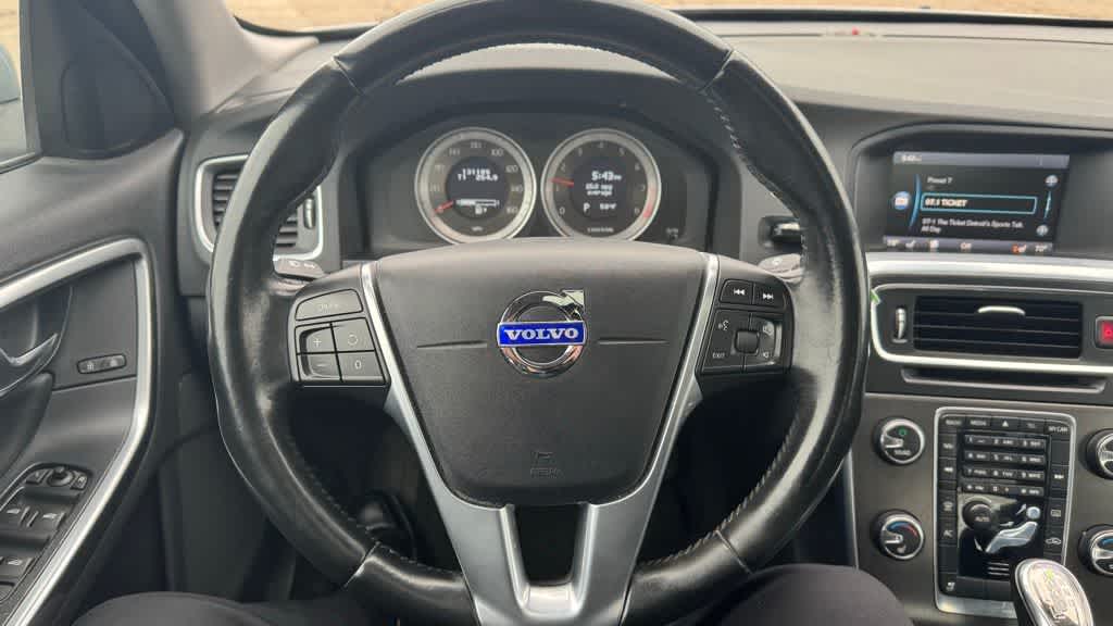 Thumbnail: 2013 Volvo S60 - 22