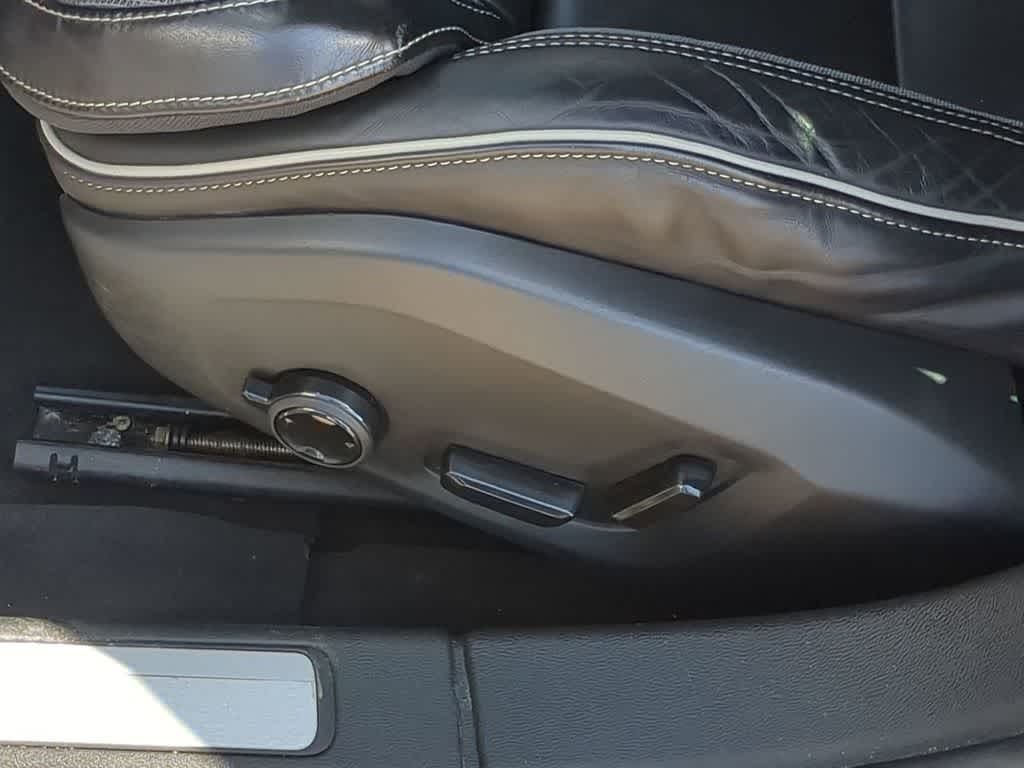 Thumbnail: 2019 Volvo S60 - 16