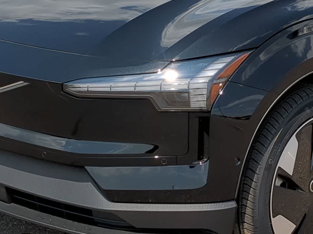 Thumbnail: 2026 Volvo EX30 - 10
