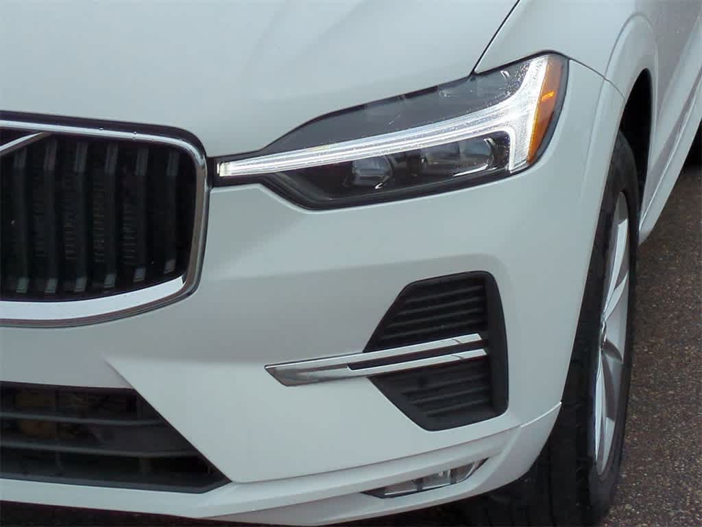 Thumbnail: 2022 Volvo XC60 - 10