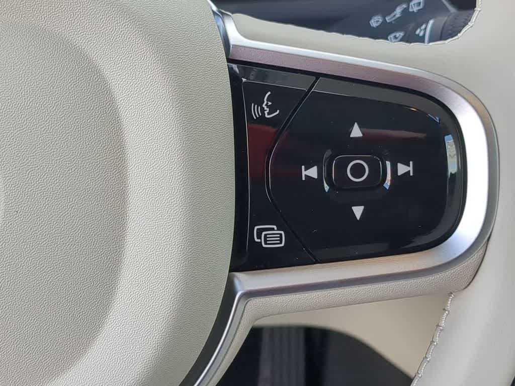 Thumbnail: 2026 Volvo XC90 - 23