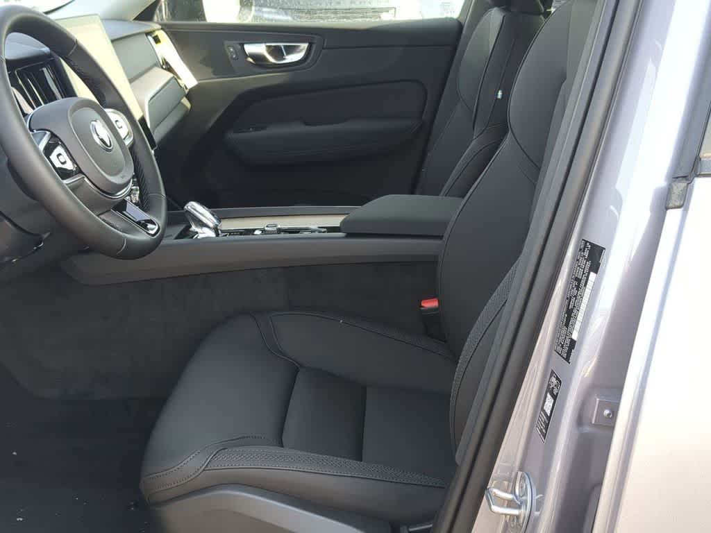 Thumbnail: 2026 Volvo XC60 - 15