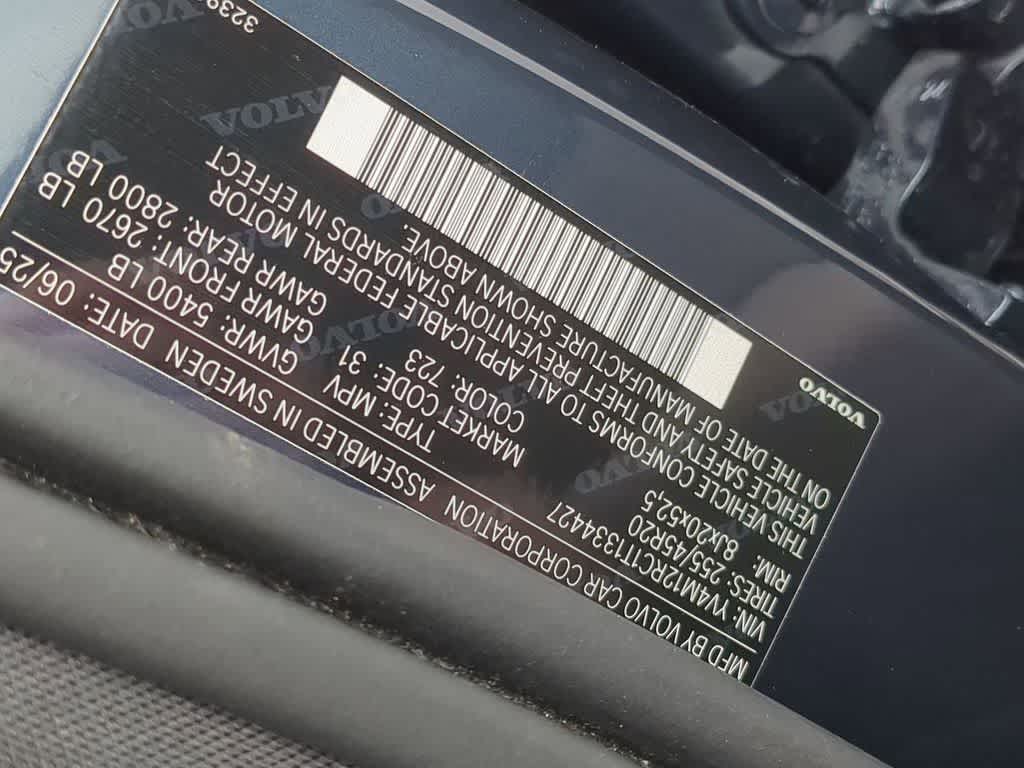 Thumbnail: 2026 Volvo XC60 - 33