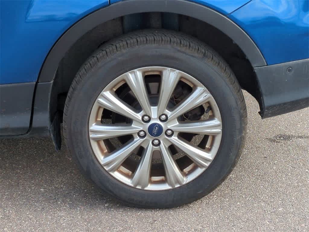 Thumbnail: 2017 Ford Escape - 12