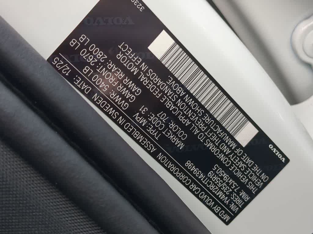 Thumbnail: 2026 Volvo XC60 - 35