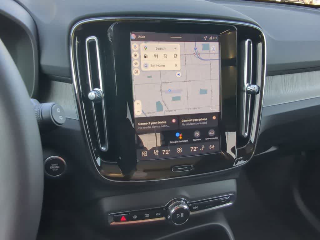 Thumbnail: 2026 Volvo XC40 - 26