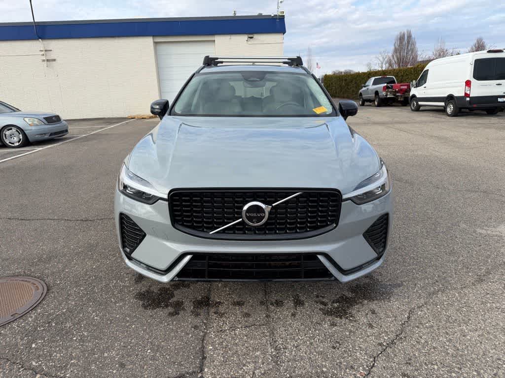 Thumbnail: 2024 Volvo XC60 - 2