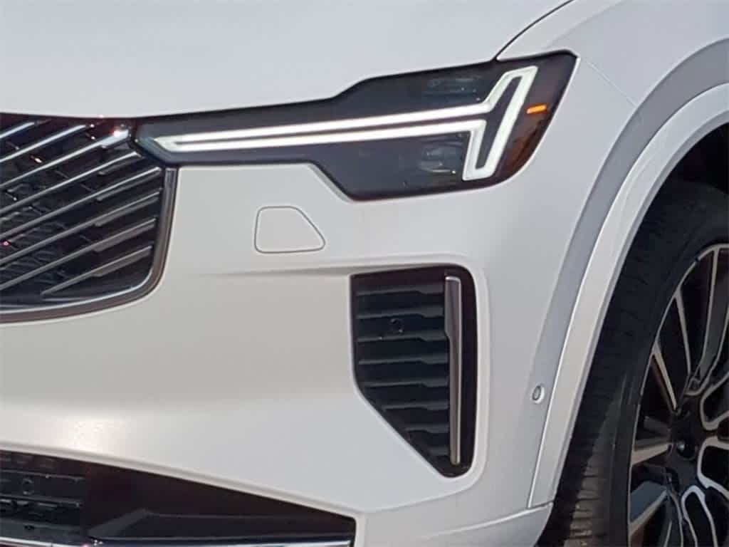 Thumbnail: 2026 Volvo XC90 - 10